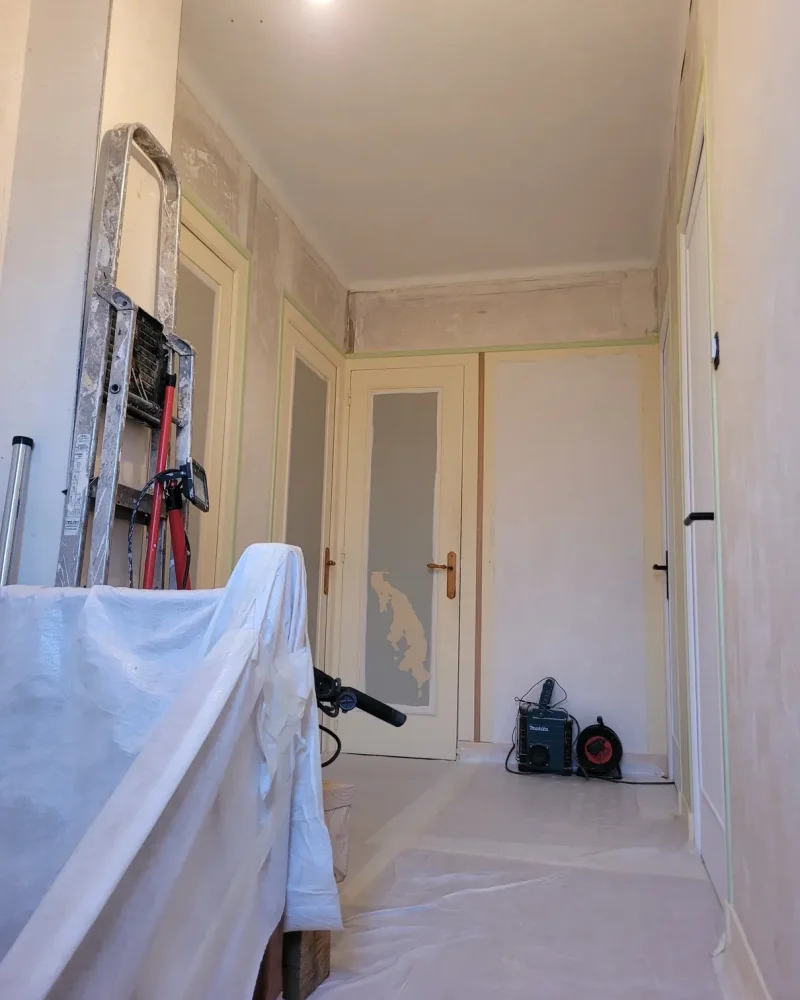 peinture-decoration-interieure-finition-solution-batiment-la-roche-sur-yon (13)