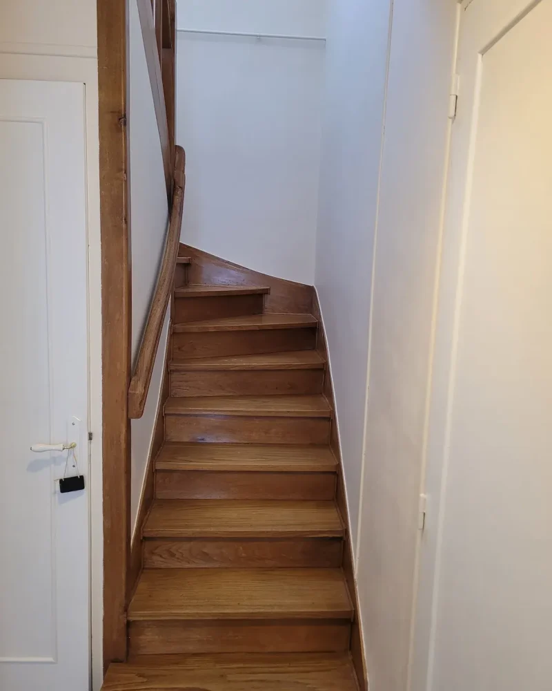 peinture-decoration-interieure-finition-solution-batiment-la-roche-sur-yon (15)