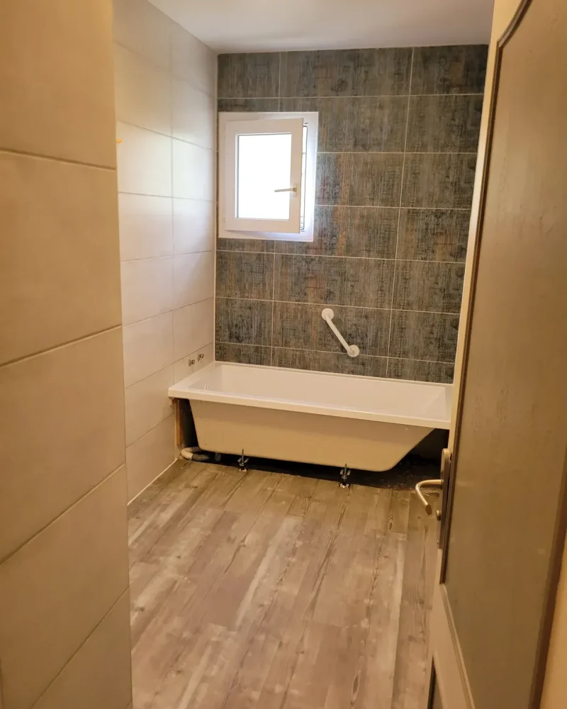 renovation-salle-de-bains-cle-en-main-solution-batiment-la-roche-sur-yon (9)